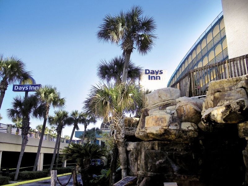 Motel Days By Wyndham Panama Beach/ocean Front 3*