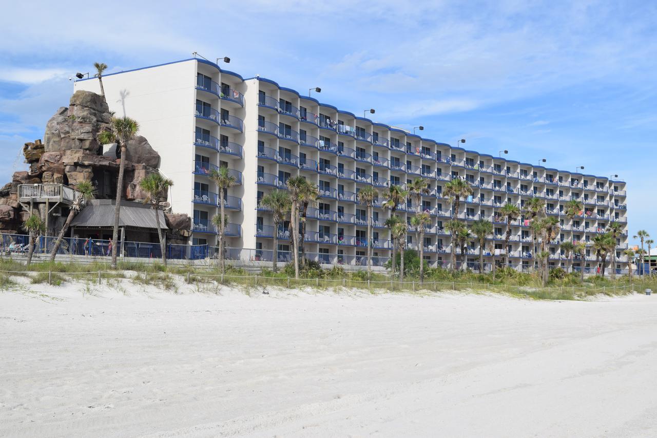 Motel Days By Wyndham Panama Beach/ocean Front