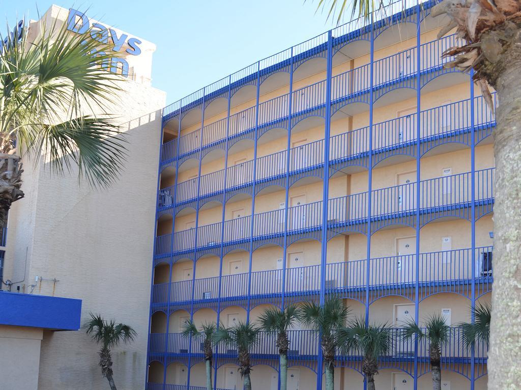 Motel Days By Wyndham Panama Beach/ocean Front 3*