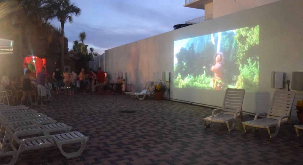 Motel Days By Wyndham Panama Beach/ocean Front Panama City Beach