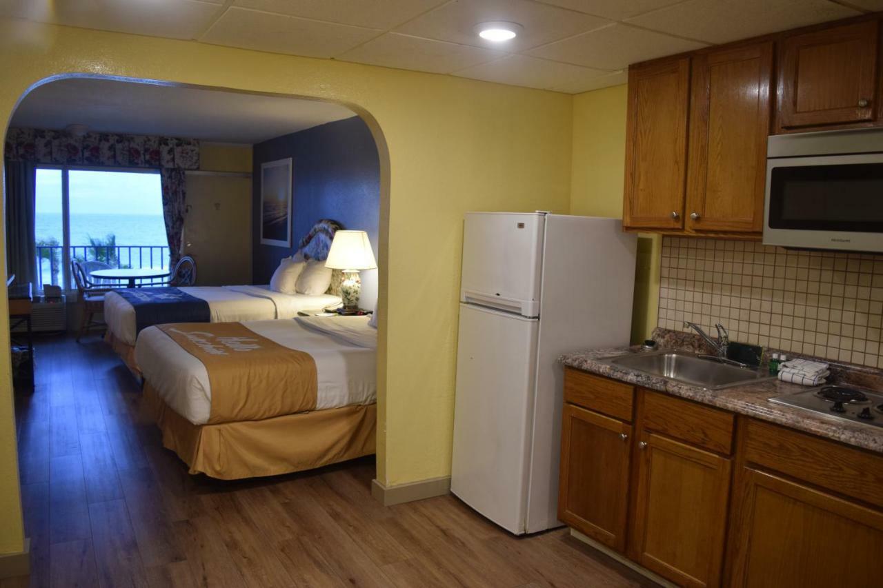 Motel Days By Wyndham Panama Beach/ocean Front 3*