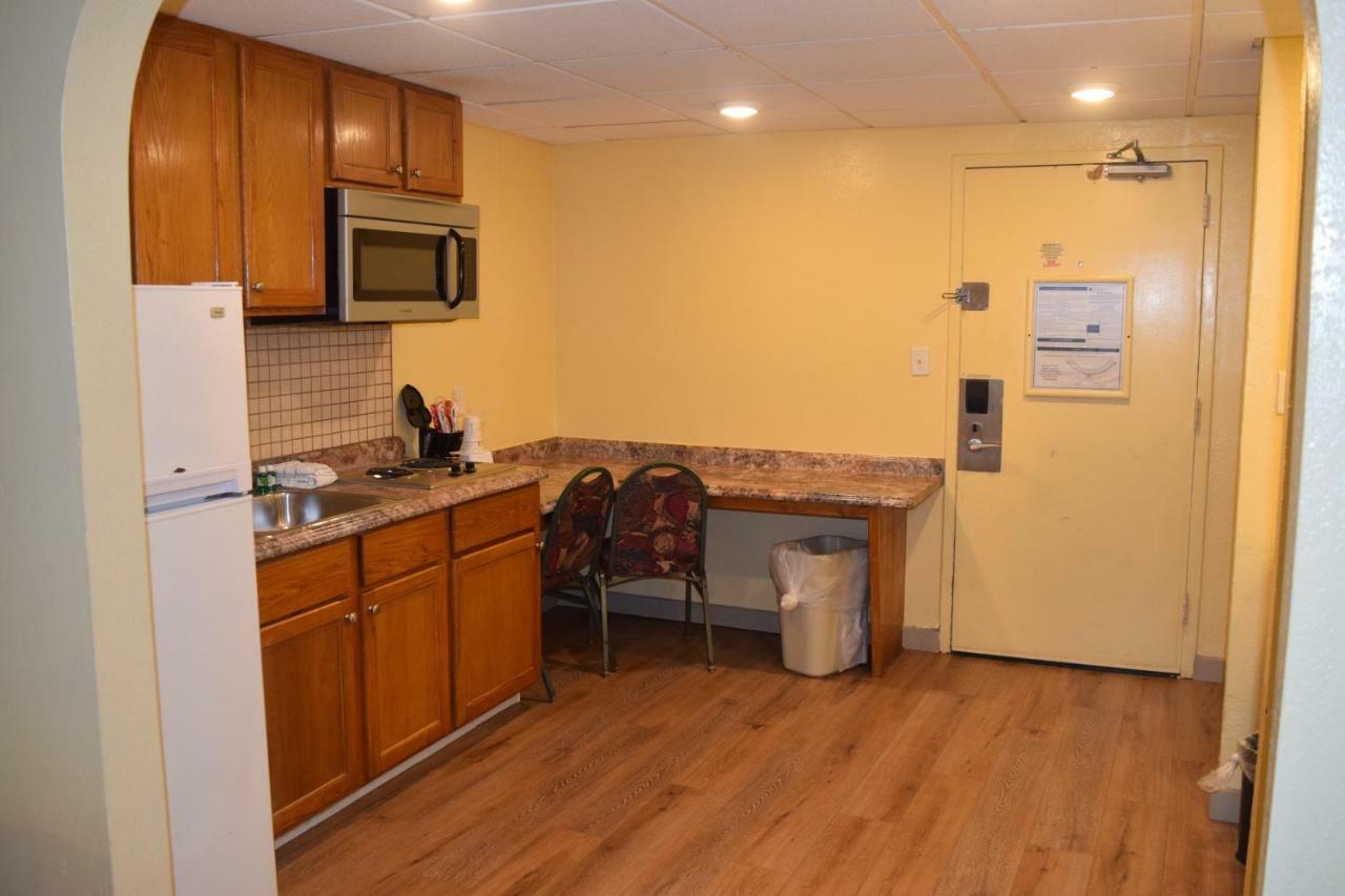 Days By Wyndham Panama Beach/ocean Front Motel 3*